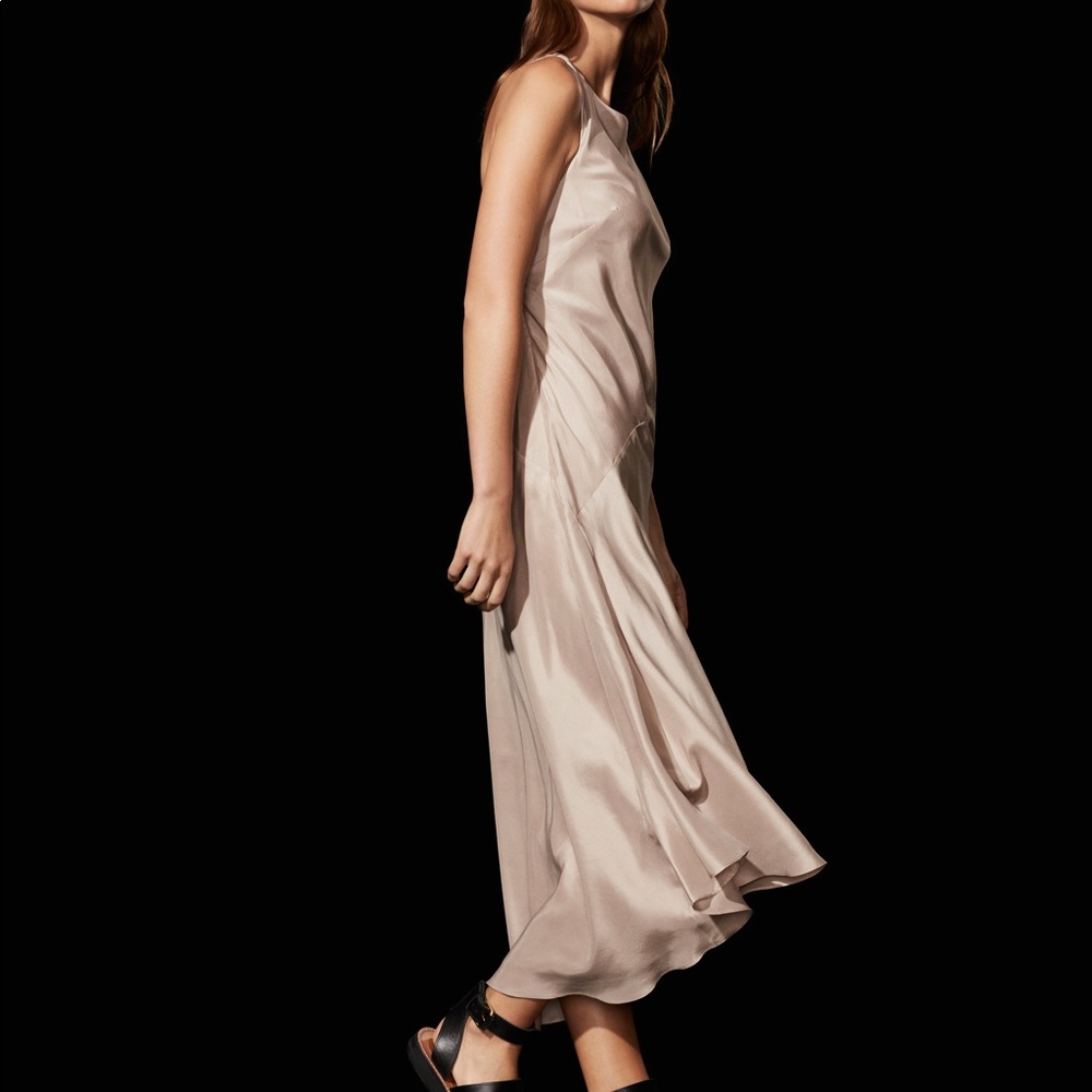 ❌ SOLD ❌ NWT Aritzia Babaton Lisette Silk Dress - Picture 4 of 8