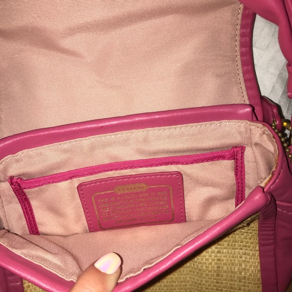 Small Coach Purse - Picture 4 of 4