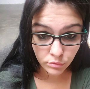 Meet your Posher, Kristina