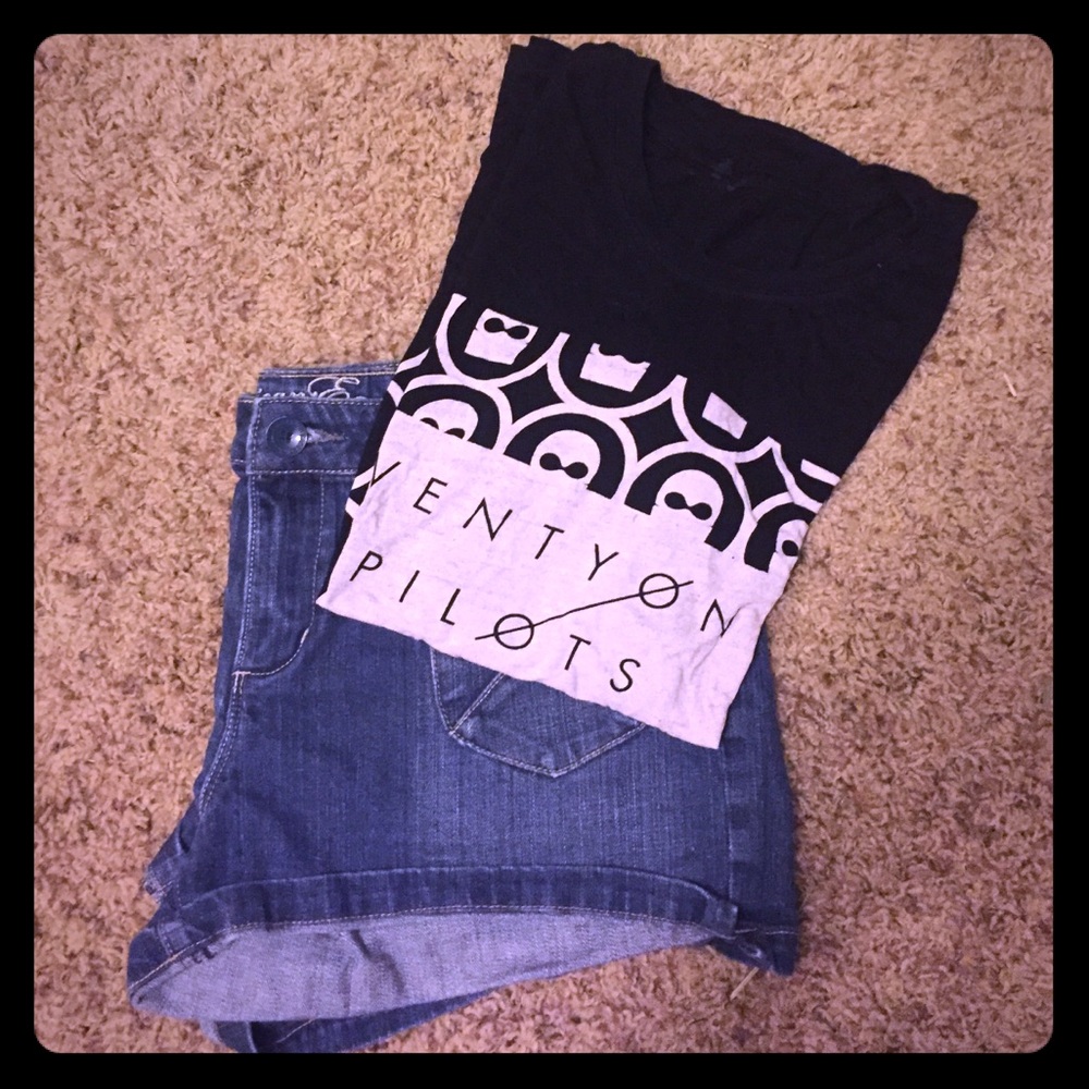 Twenty One Pilots shirt