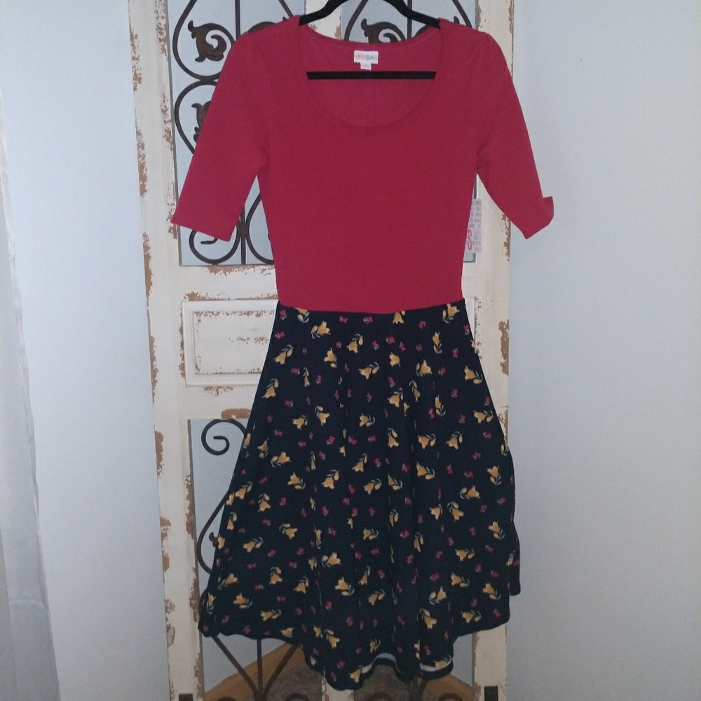 LuLaRoe Nicole Dress