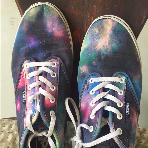Galaxy Nebula Vans - Picture 1 of 2