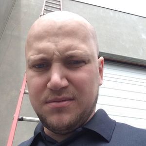 Meet your Posher, Jon-michael