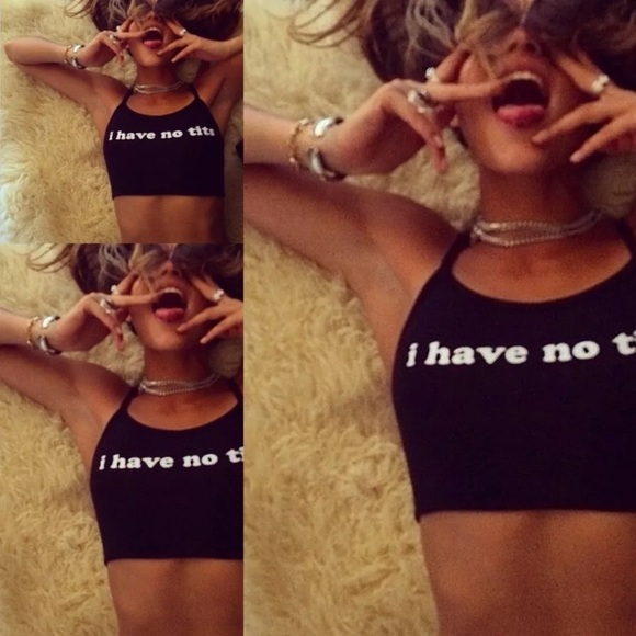 I have no tits crop top - Picture 1 of 3