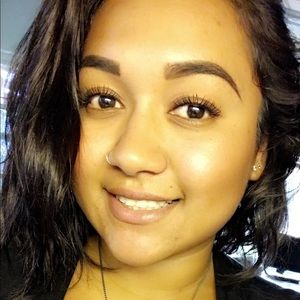 Meet your Posher, Valerie