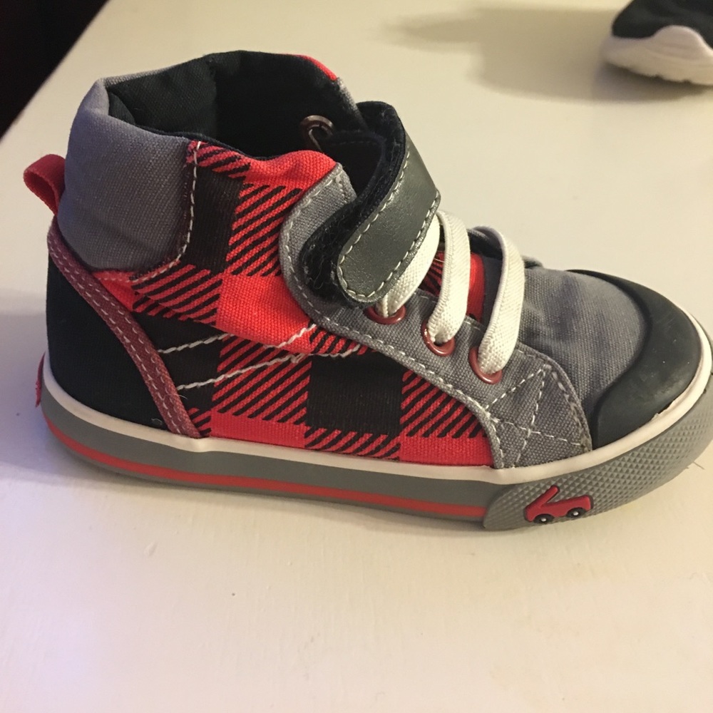 Toddler sneakers