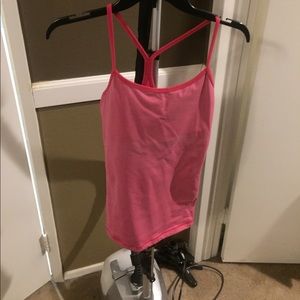 Lululemon tank!