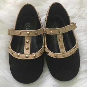Girl's toddler shoes