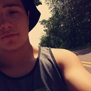 Meet your Posher, Corey