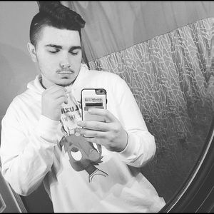 Meet your Posher, Austin