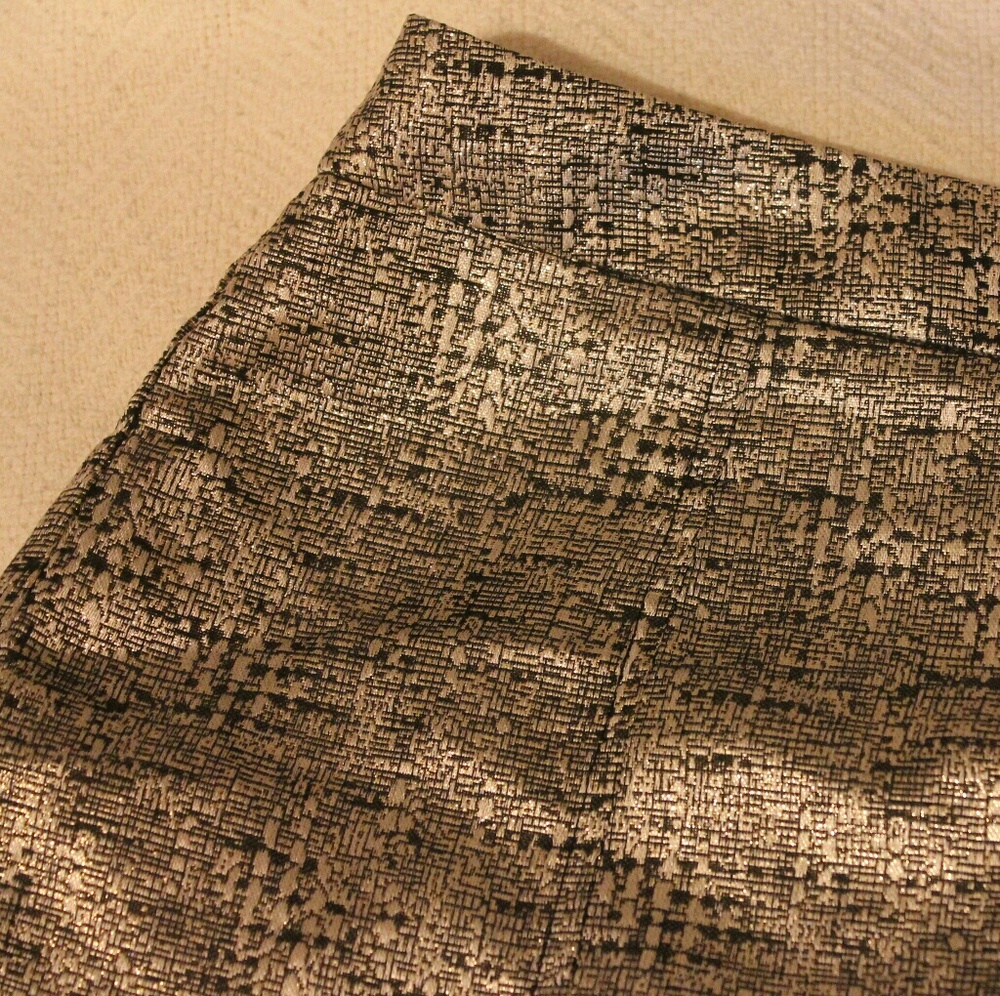 Flashy High Rise Shorts - Picture 2 of 6