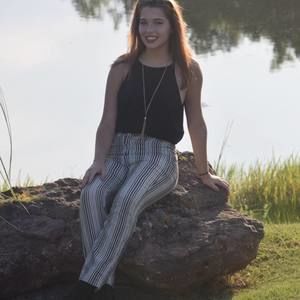 Meet your Posher, Camille