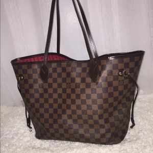 💥PRICE DROPPED💥 Louis Vuitton Neverfull MM