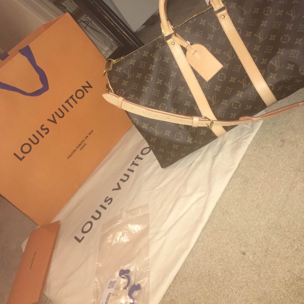 Louis Vuitton Keepall Bandouliere50 NWT never worn