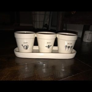 Rae dunn Planters