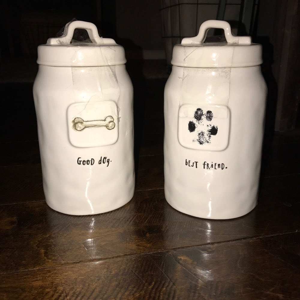 Rae dunn canisters