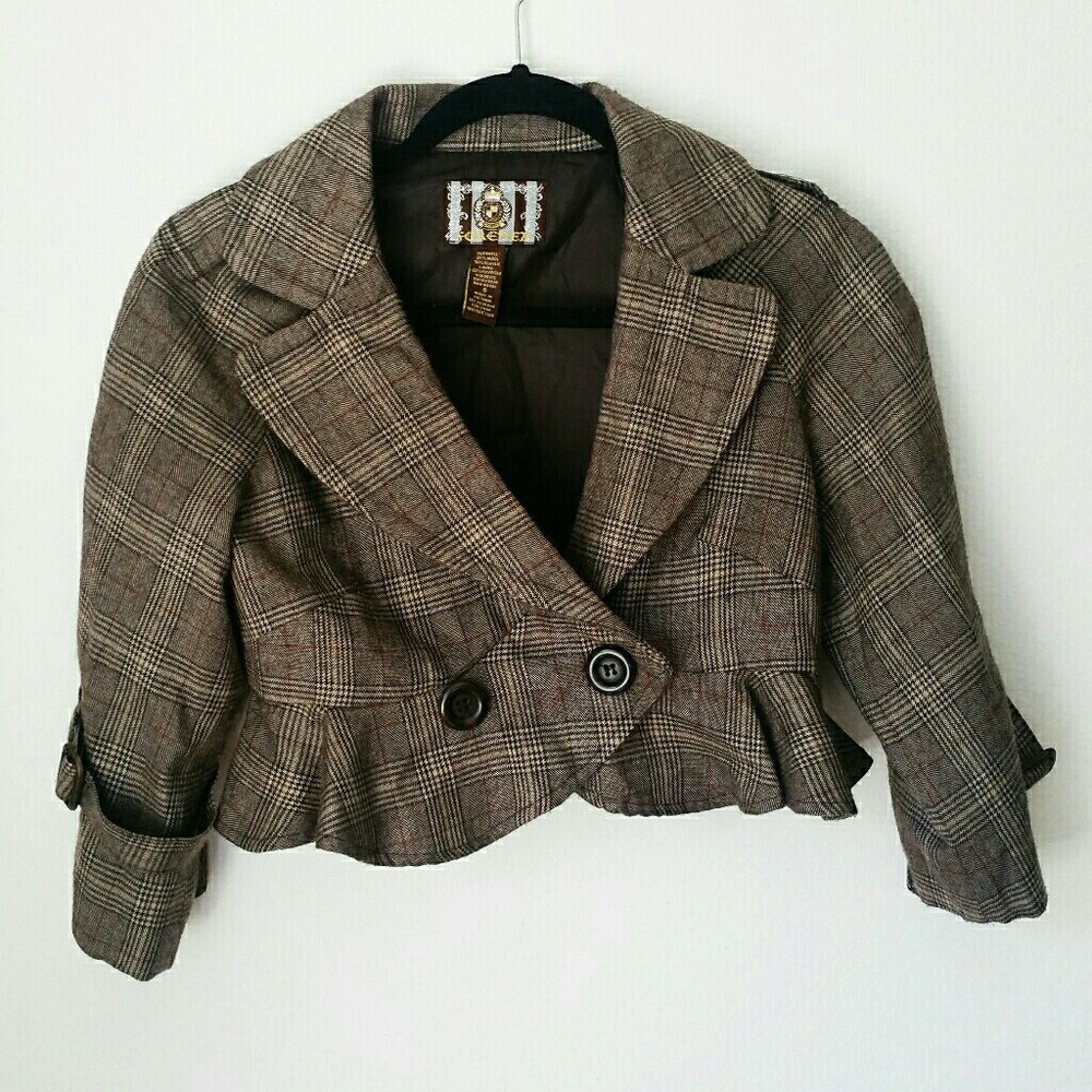 Forever 21 Chocolate Half Jacket