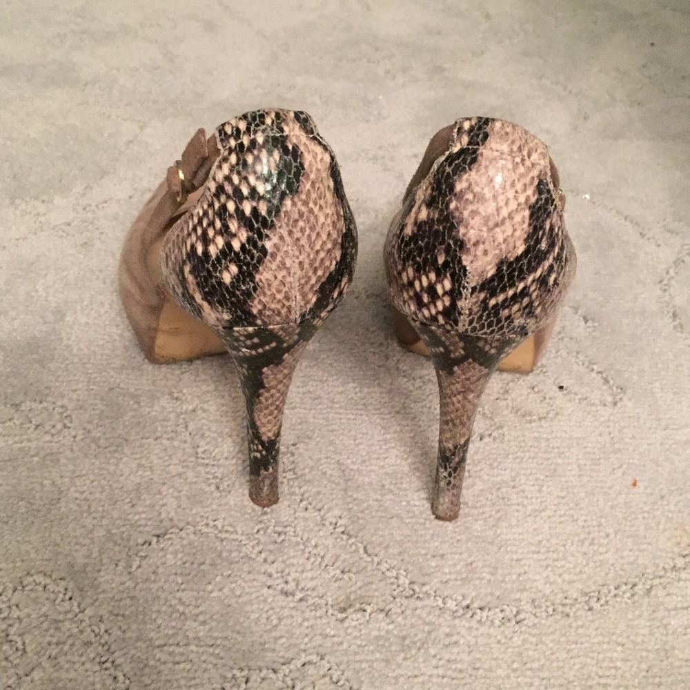 GUESS Suede-snakeskin pumps - Picture 4 of 6