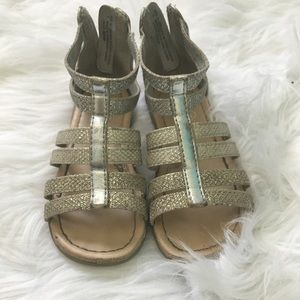 Girl's toddler sandals