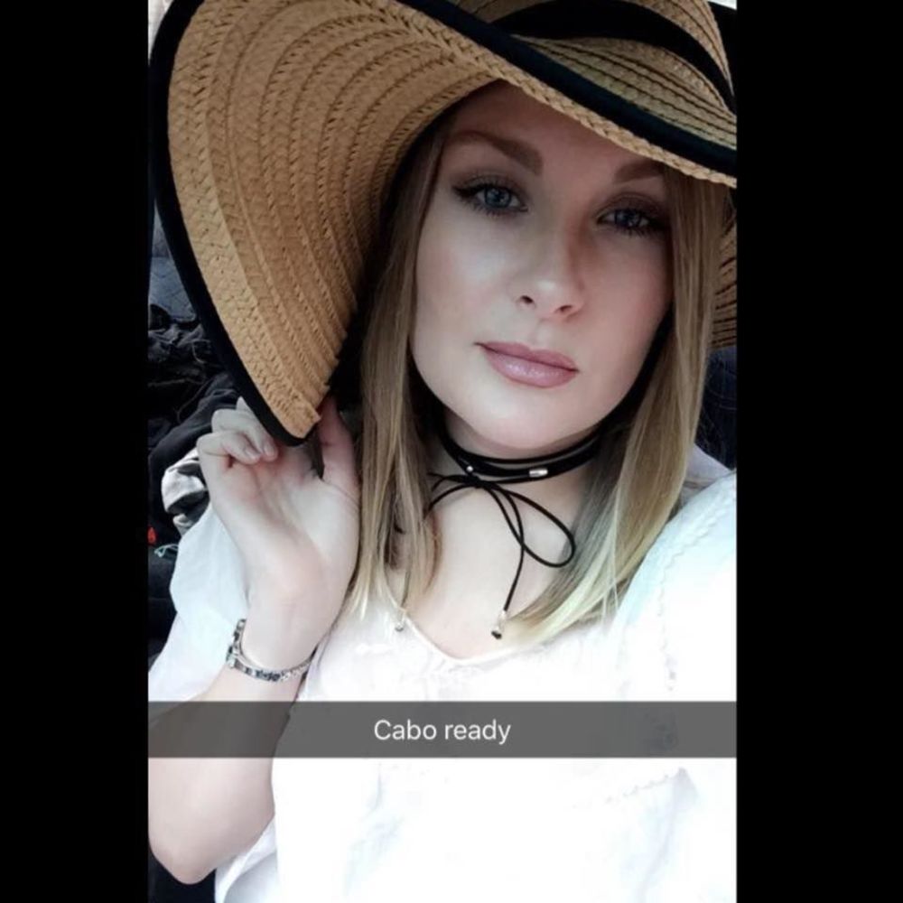 Meet your Posher, Kelly