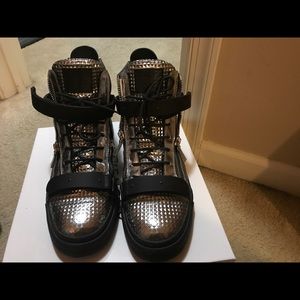 Slightly worn Men Giuseppe size 45 /12 us