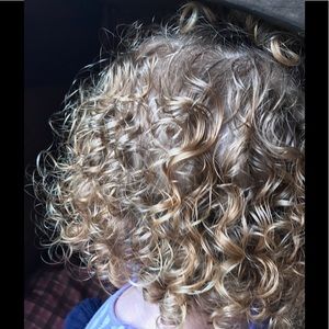 Meet your Posher, Leanna