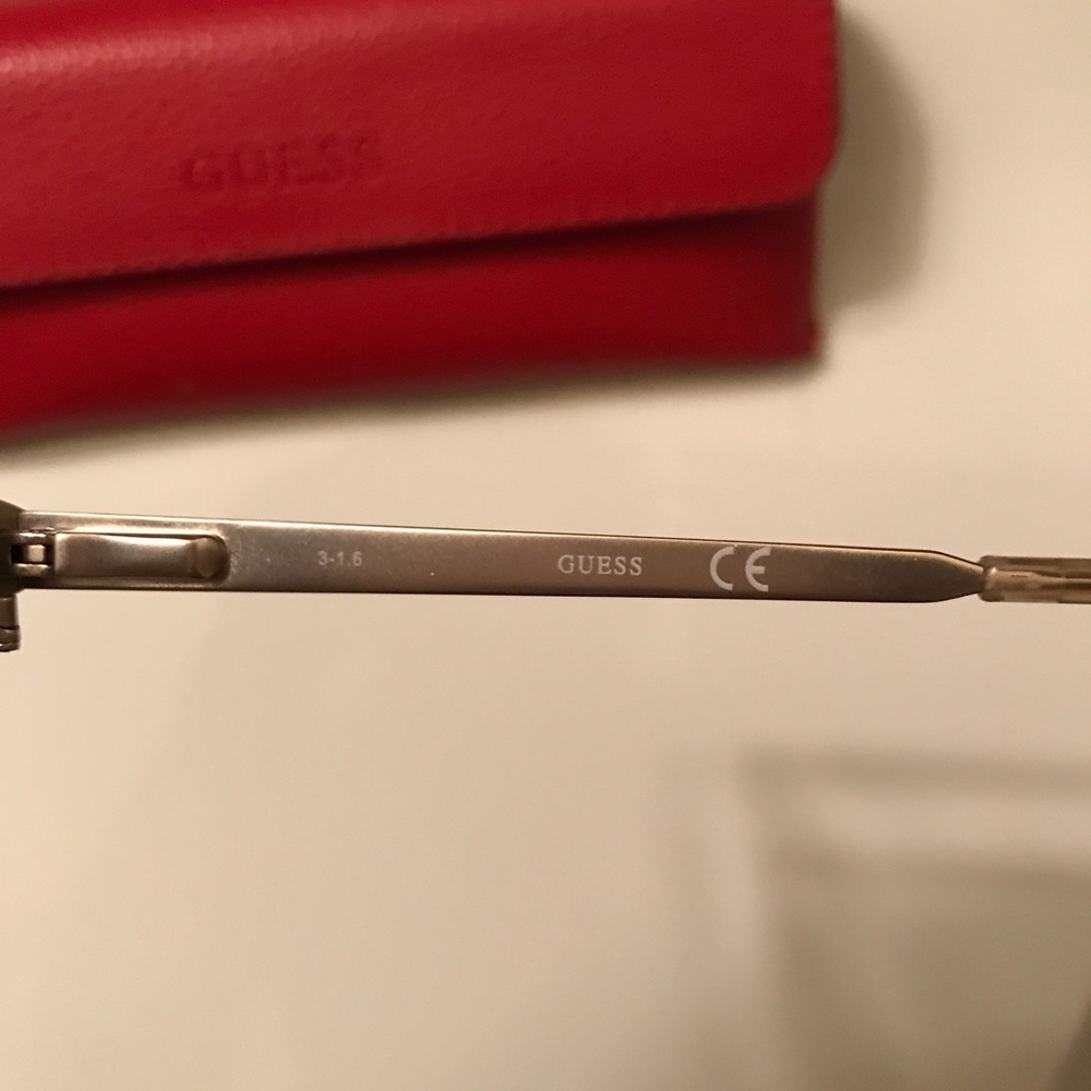 Guess glasses - Picture 5 of 6