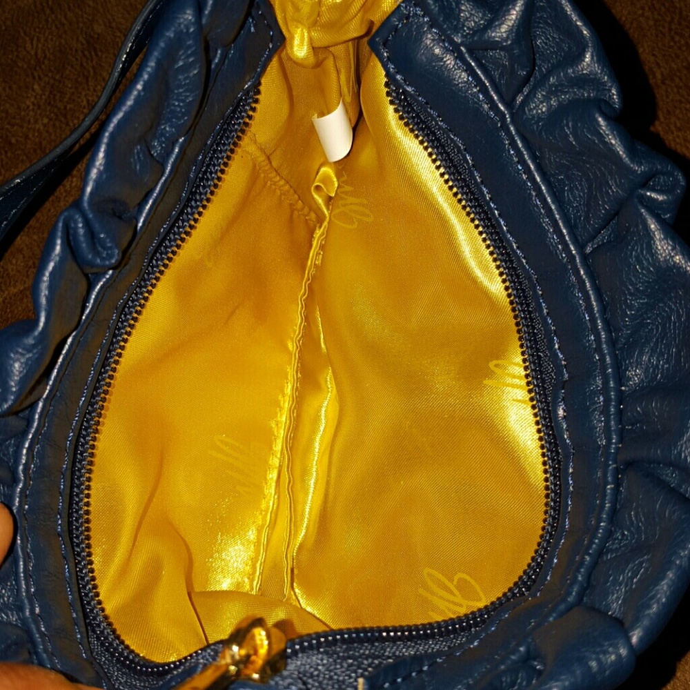 Wristlet - Picture 2 of 3