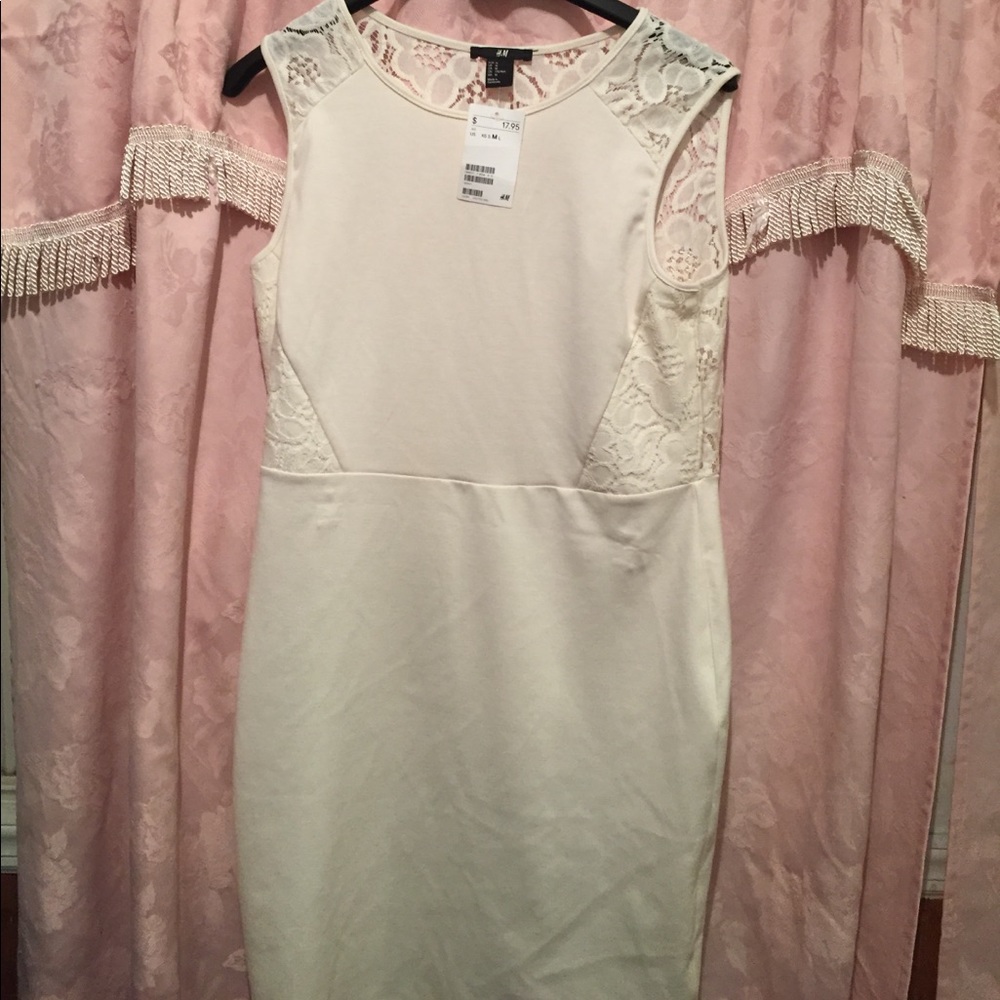 BRAND NEW off white H&M dress
