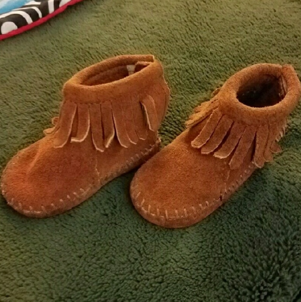 🚫🚫SOLD🚫🚫New adorable Minnetonka