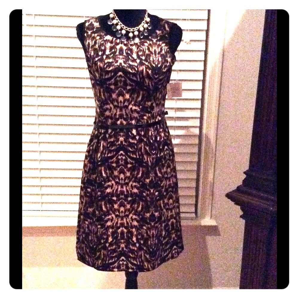 Brand NWT Multi print New Dress with Belt