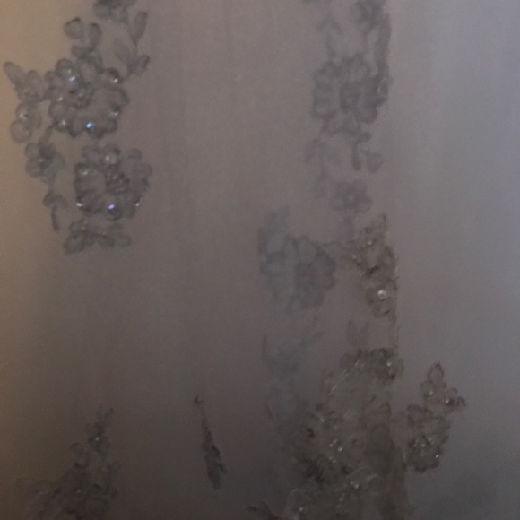 Brand New Wedding Dress - Picture 5 of 8