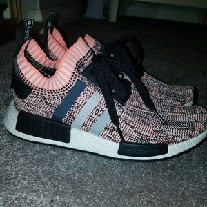 Women's Adidas NMD R1 W PK Salmon Camo Pink
