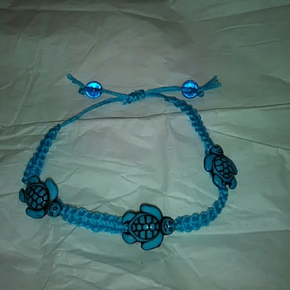 Turtle Bracelet, Blue 🐢 - Picture 1 of 4