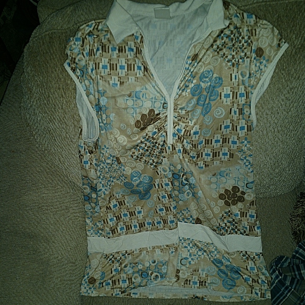 Beautiful printed blouse size large