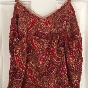 St John's Bay Burgundy Paisley Tank Beige Lace M