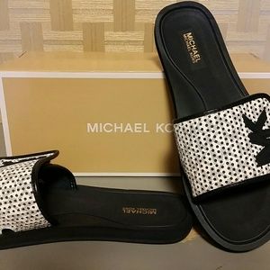 MK Shower Slide Sandals
