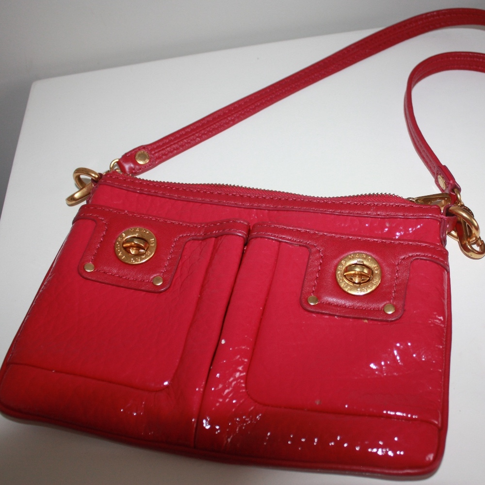 MARC BY MARC JACOBS Totally Turnlock Percy Crossbd