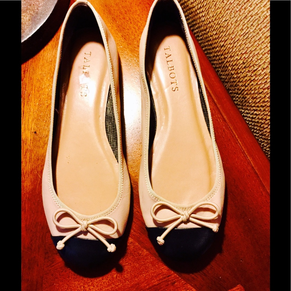 Talbots black and nude ballerina flats size 5.5