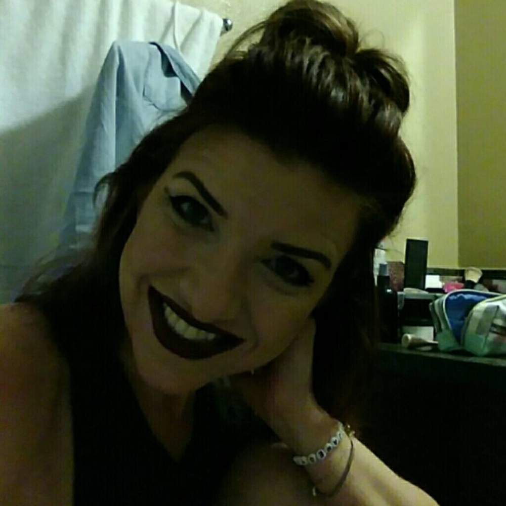 Meet your Posher, Crystal