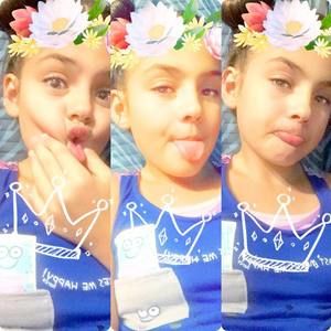 Meet your Posher, Rayna