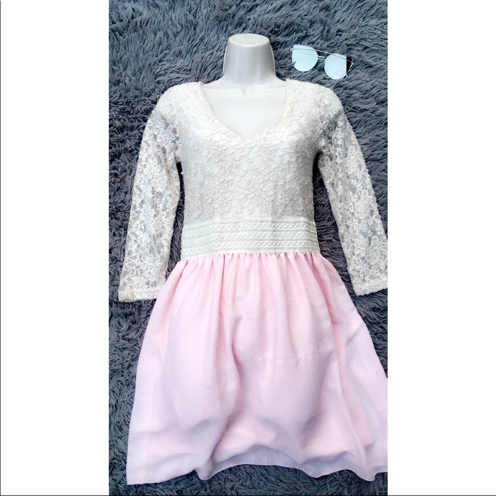 Pink and beige dress ❄️