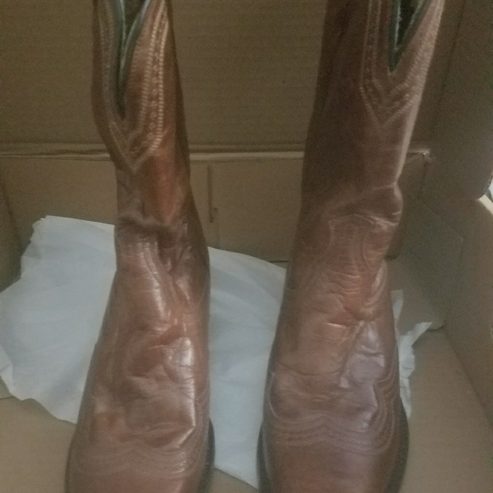 Brand New Leather 7.5 Boots