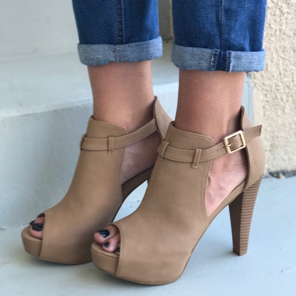 Stacked Block Heel Peep Toe Cut Out Ankle Boot - Picture 1 of 4