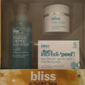 Brand New Bliss "Bright Face" Gift Set