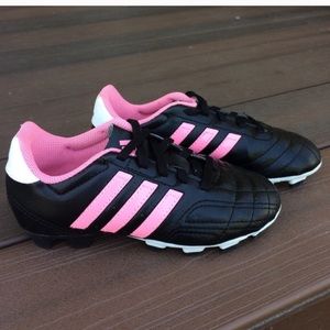 Girls Adidas Soccer ⚽️ Cleats, Size 13.