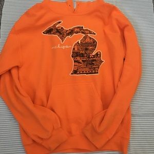 Michigan travel hoodie size SM