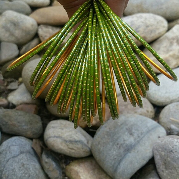 Green and Gold Bangle Bracelet Set - Picture 1 of 3