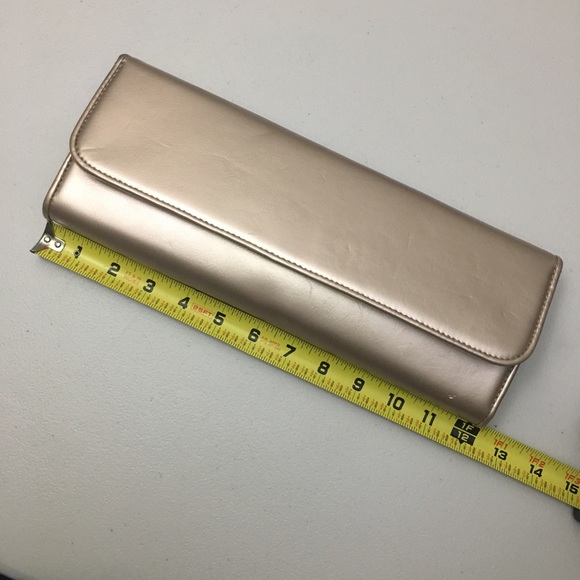 ALDO Clutch - Picture 4 of 8