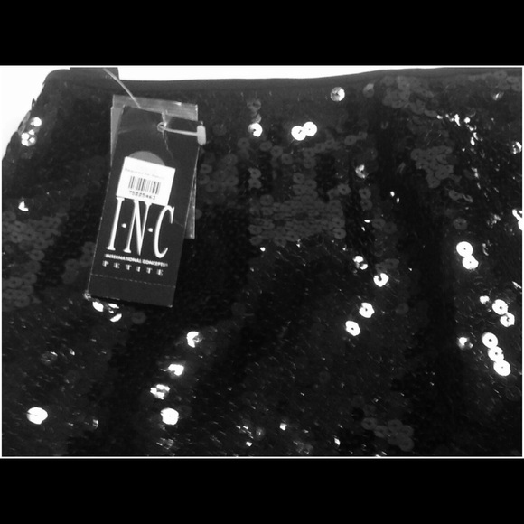 NWT Size 12P INC Black Sequin Skirt - Picture 5 of 6